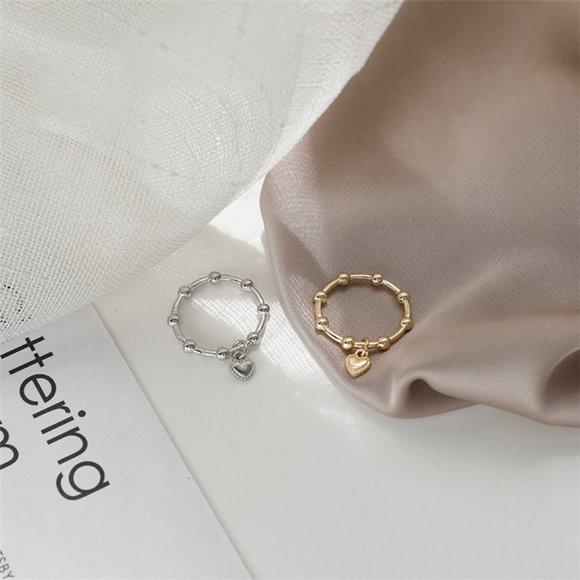 ♠NWT Minimalist Gold Ring with Heart. Retro & Chic - Picture 4 of 5